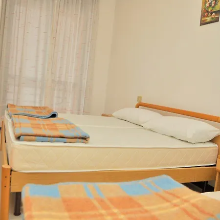 Διαμέρισμα Comfortable Flat With Terrace 100m From The *